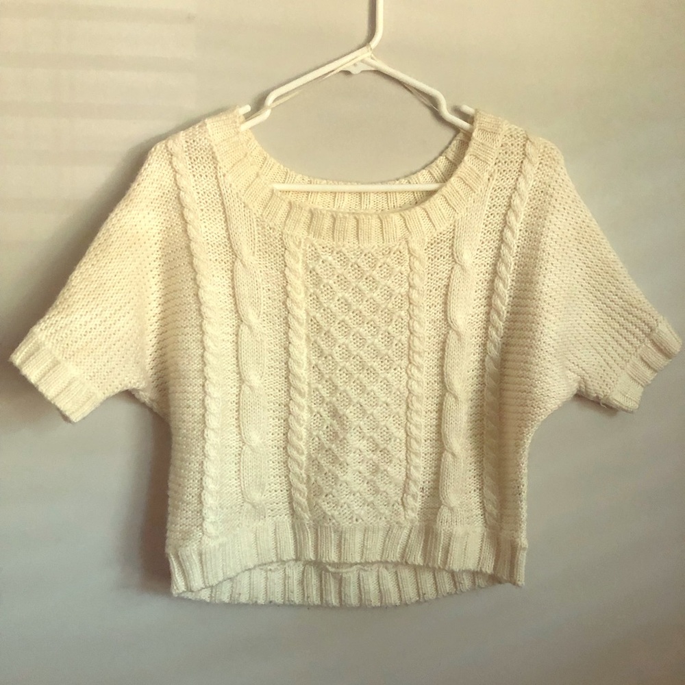 NWOT Cropped Short Sleeve Sweater